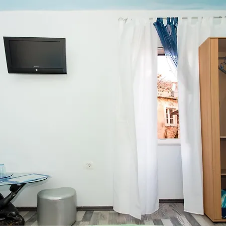 Guest House Meri 3*